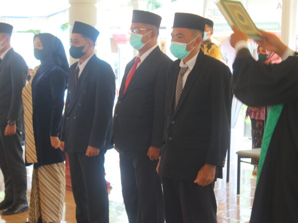 PELANTIKAN PERANGKAT DESA UMBULDAMAR UNTUK MENGOPTIMALKAN PELAYANAN MASYARAKAT