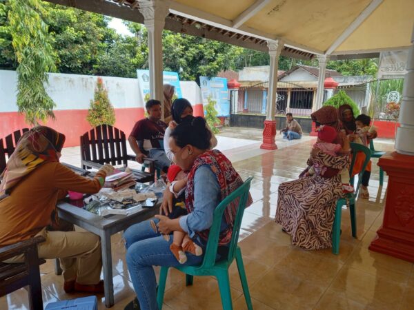 KEGIATAN POSYANDU BALITA DESA UMBULDAMAR