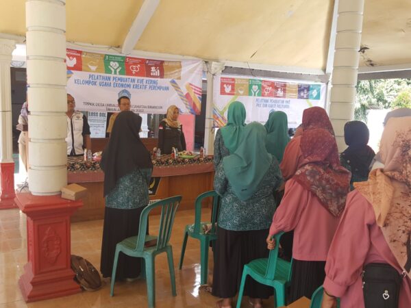 PELATIHAN PEMBUATAN PMT PKK DESA UMBULDAMAR