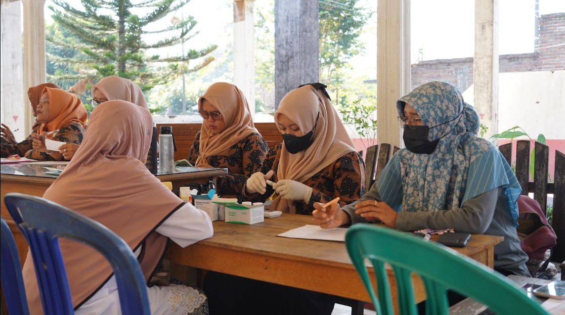 Dari Balita Hingga Lansia: Menjaga Kesehatan Satu Keluarga Lewat ILP Posyandu Desa Umbuldamar Dari Balita Hingga Lansia: Menjaga Kesehatan Satu Keluarga Lewat ILP Posyandu Desa Umbuldamar